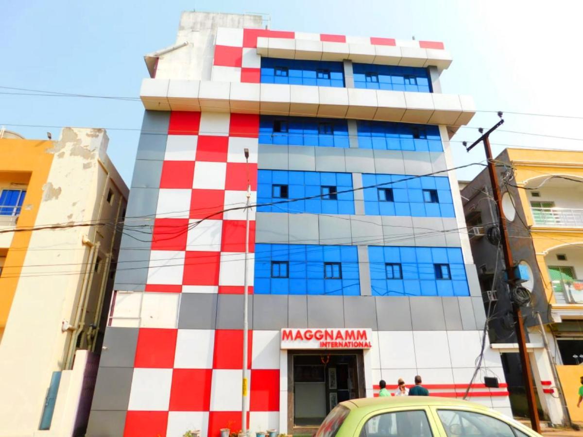 Goroomgo Maggnamm International Near Sea Hotel