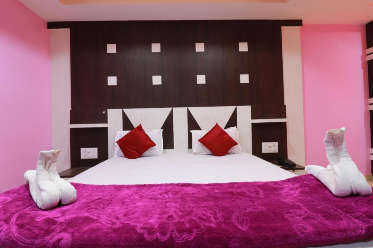 Goroomgo Maggnamm International Near Sea Hotel 3*