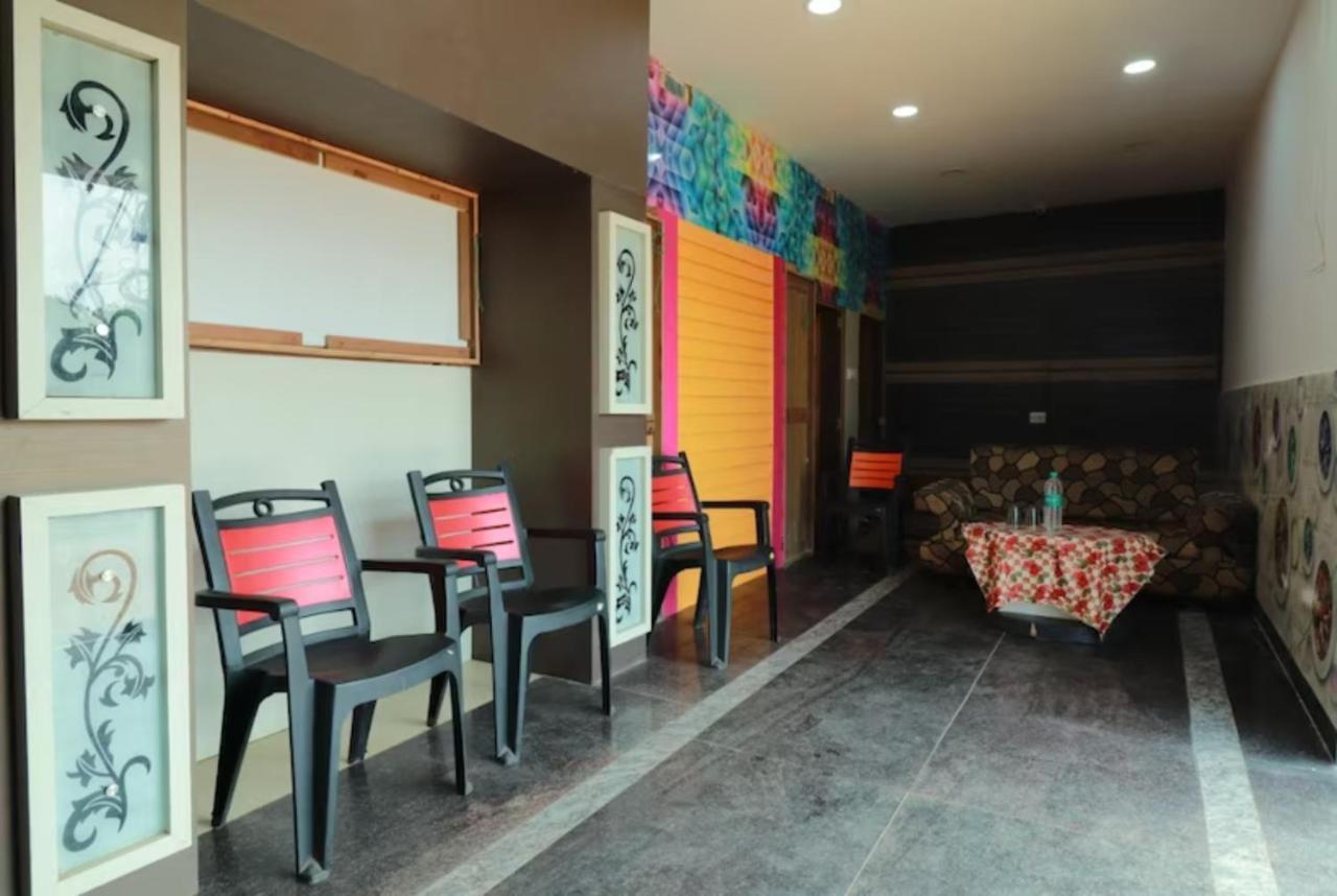 Goroomgo Maggnamm International Near Sea Hotel 3*