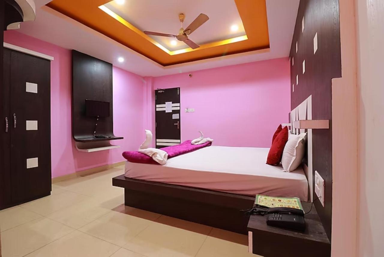 Goroomgo Maggnamm International Near Sea 3* Puri